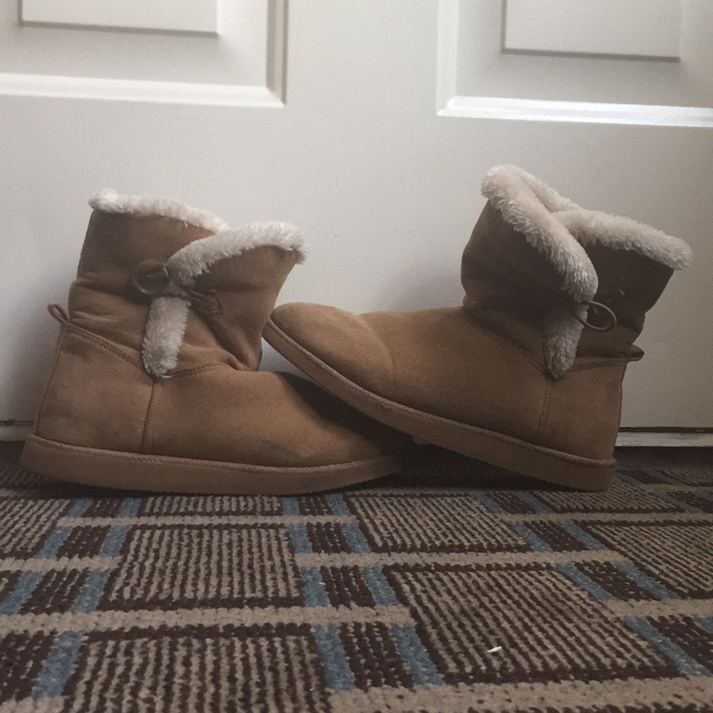 Old navy boots